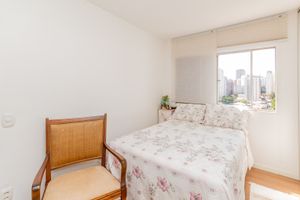 Image 15 - 900514