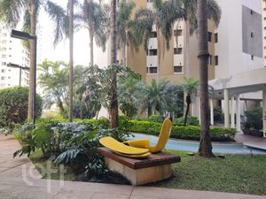 Image 31 - 900533