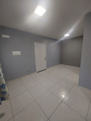 Image 3 - 900541