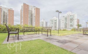 Image 78 - 900559