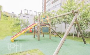 Image 32 - 900559