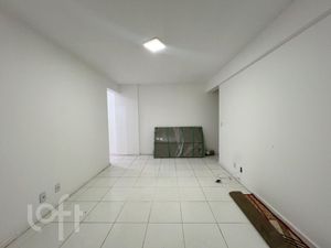 Image 1 - 900577