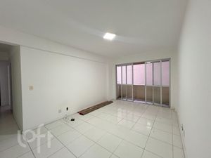 Image 11 - 900577