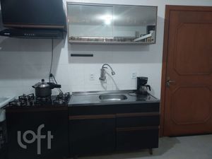 Image 4 - 900584