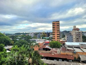 Image 3 - 900584