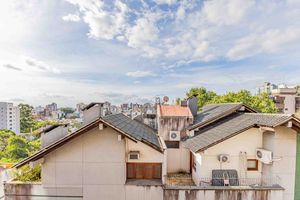Image 10 - 900633