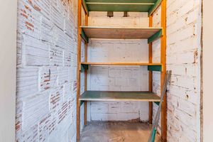 Image 33 - 900633