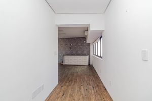 Image 7 - 900663