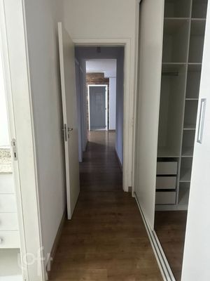 Image 19 - 900666