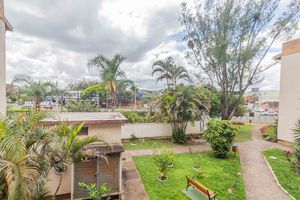 Image 13 - 900671