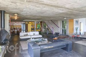 Image 7 - 900685