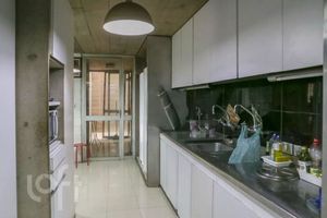 Image 15 - 900685
