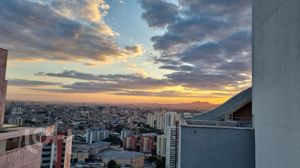 Image 17 - 900703