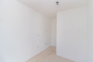 Image 31 - 900713