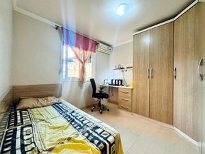 Image 19 - 900715