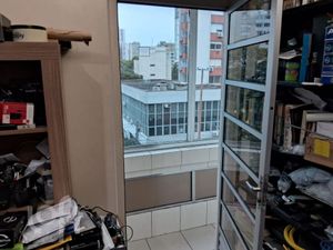 Image 10 - 900717