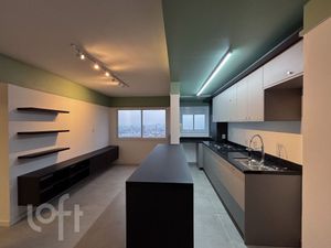 Image 40 - 900718