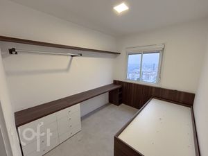 Image 24 - 900718
