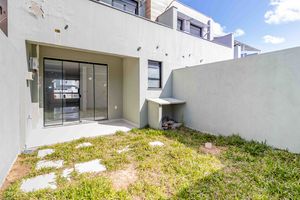 Image 30 - 900725