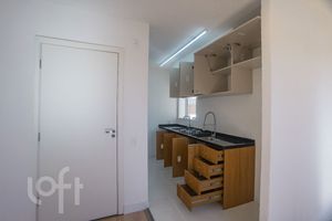 Image 23 - 900730