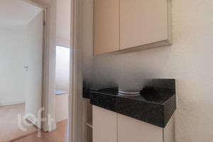 Image 7 - 900730