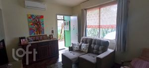 Image 3 - 900740