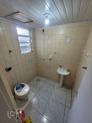 Image 4 - 900742