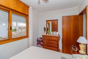 Image 13 - 900771