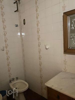 Image 11 - 900772