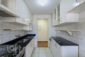 Image 32 - 900778