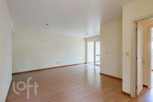 Image 4 - 900778