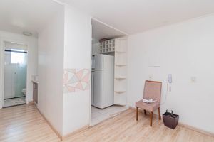 Image 4 - 900779