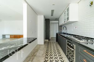 Image 15 - 900784