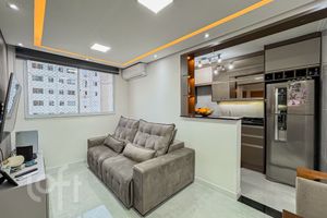 Image 4 - 900787
