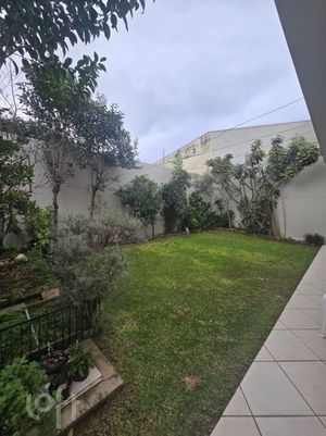 Image 19 - 900790