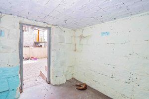 Image 35 - 900797
