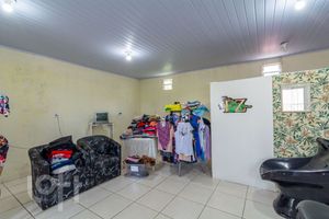 Image 23 - 900798