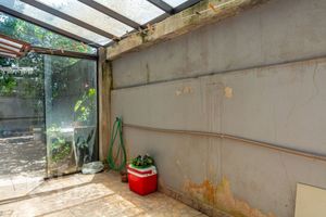 Image 3 - 900798