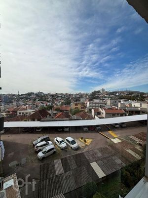 Image 11 - 900800