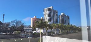Image 11 - 900812
