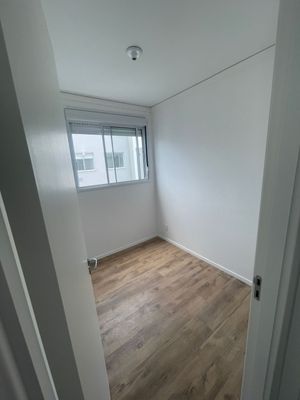 Image 18 - 900817