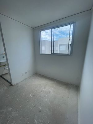 Image 20 - 900817