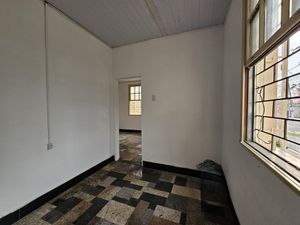 Image 5 - 900867