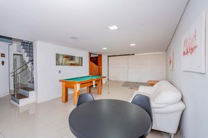 Image 13 - 900872