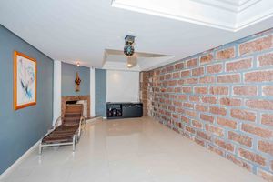Image 36 - 900872