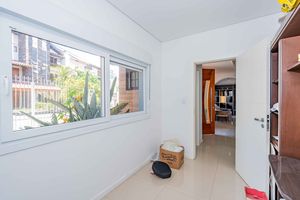 Image 68 - 900872