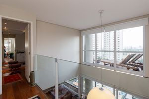 Image 16 - 900891
