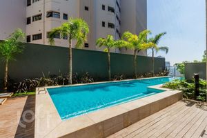 Image 8 - 901095