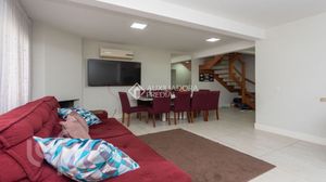Image 31 - 901360