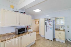 Image 29 - 901535